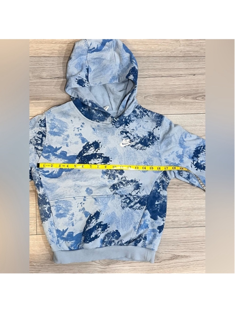 Nike Boys Beige Blue Splattered Hooded Sweatshirt Large - Picture 7 of 8